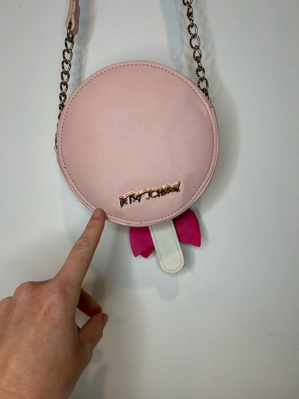 Betsey Johnson Candy Swirl Round Crossbody Bag in Pink & Multi-Color - Picture 10 of 11
